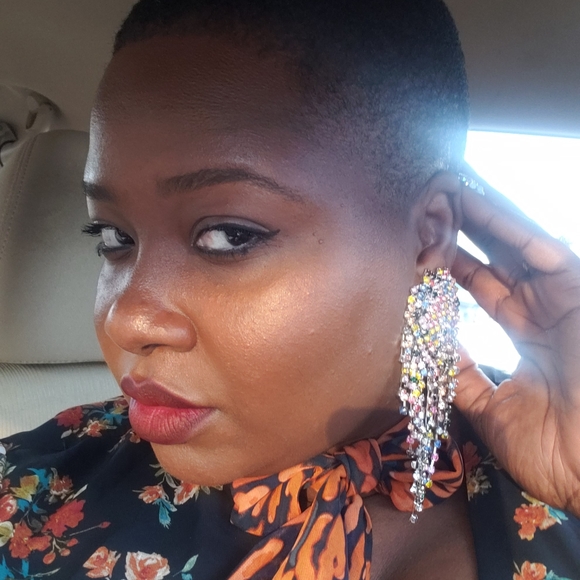 Meet your Posher, Katrina - Picture 3 of 7